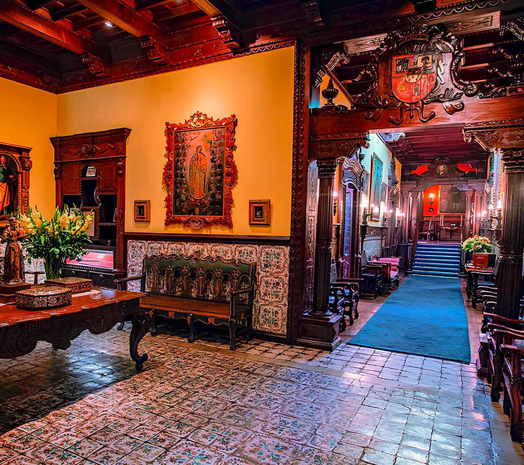 Casa Aliaga, one of the oldest mansions in Lima