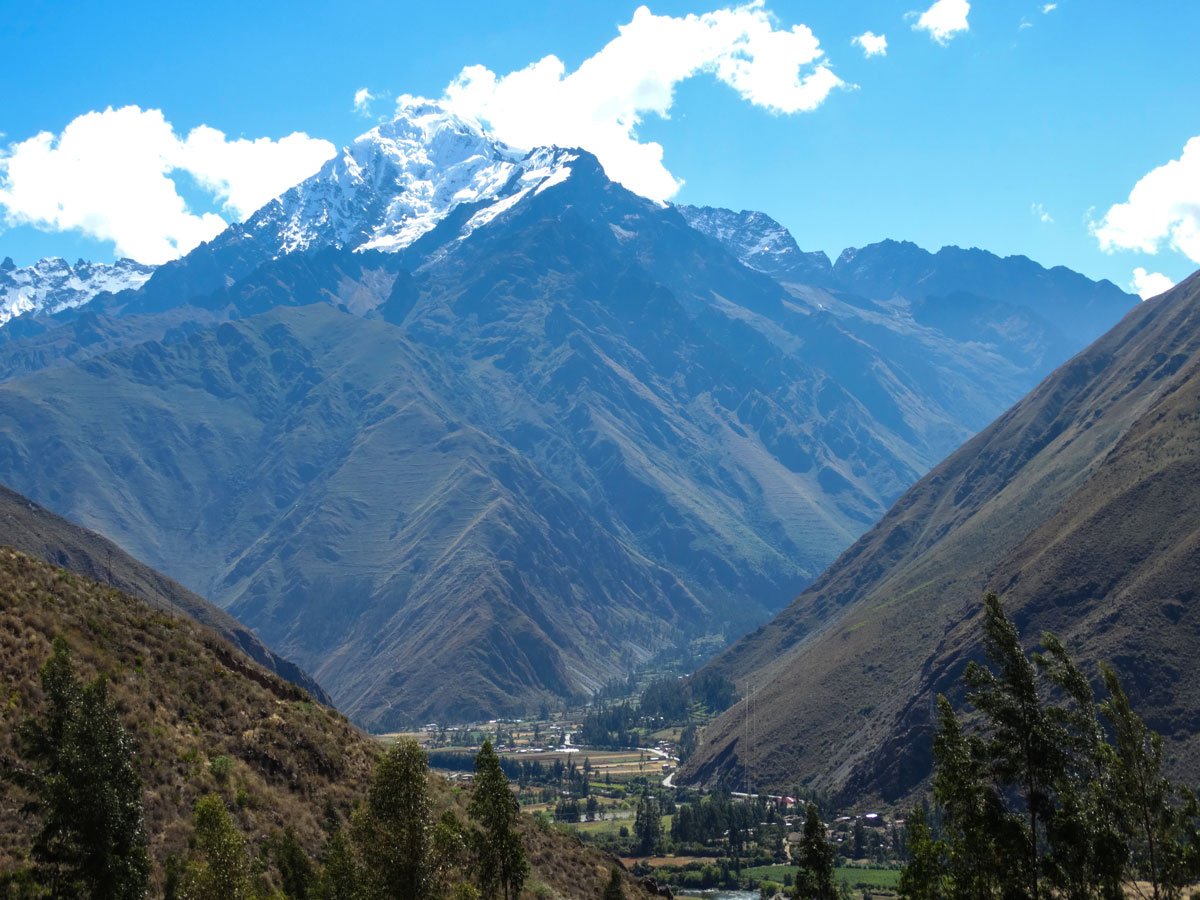 Bus from Cusco to hydroelectric
