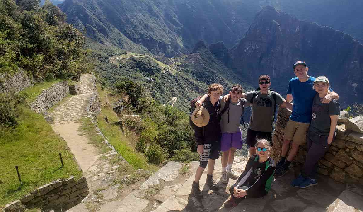 How to book the tours