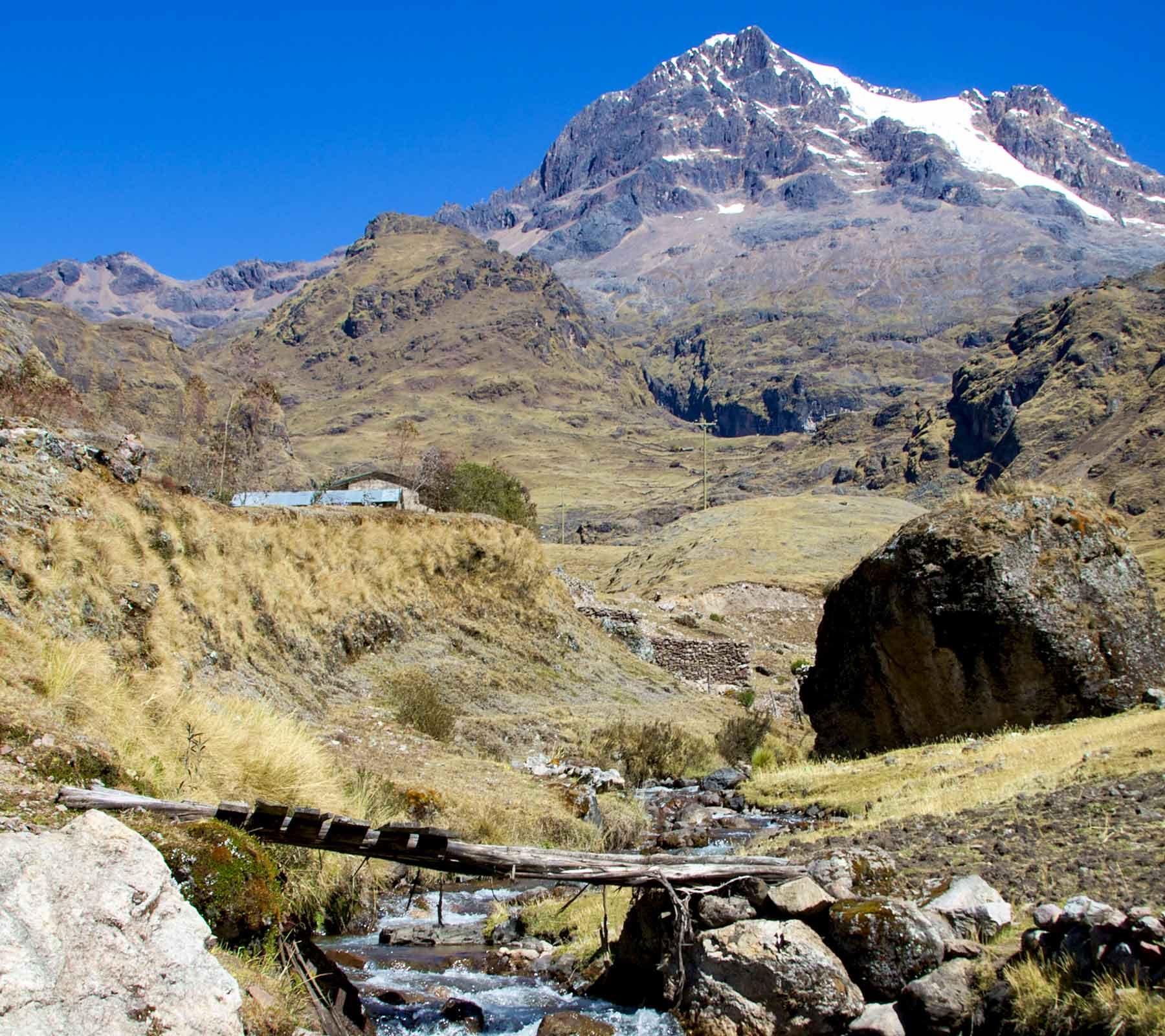 Lares valley trek to machu picchu