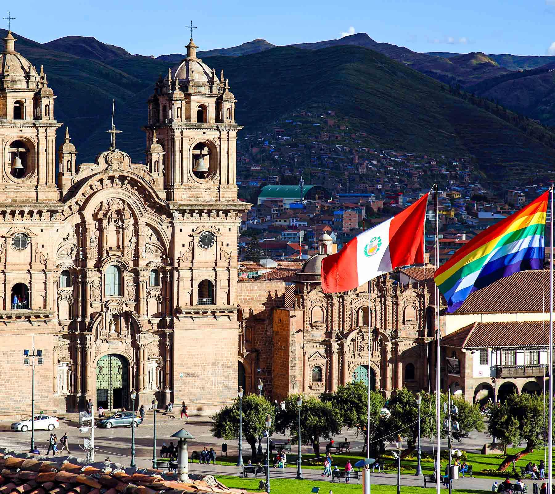 Learn about the history and meaning of the Cusco flag