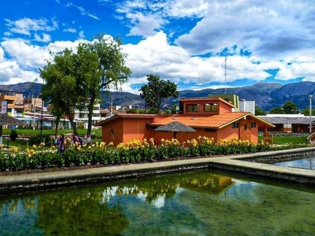 Learn about the Inca Baths in Cajamarca