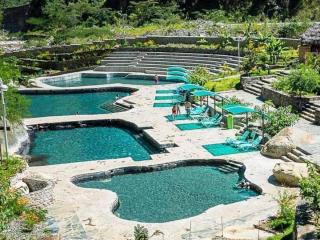 Cocalmayo Hot Springs: The medicinal baths of Santa Teresa