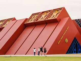 Day 02: Flight to Chiclayo/Sican Museum Tour