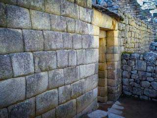 sun-gate-machu-picchu