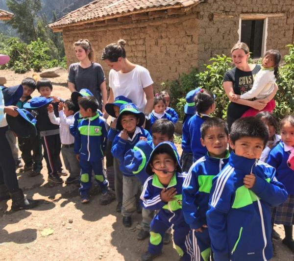 Volunteering in Peru: How to Make a Difference