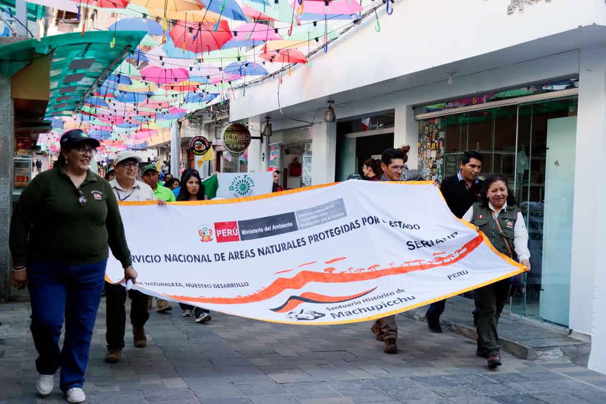 Peru eco-tourism initiative