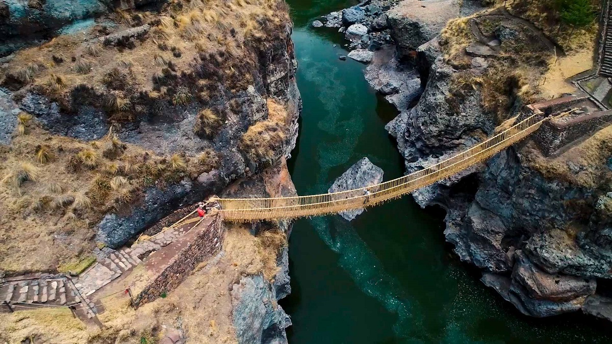 Qeswachaca bridge