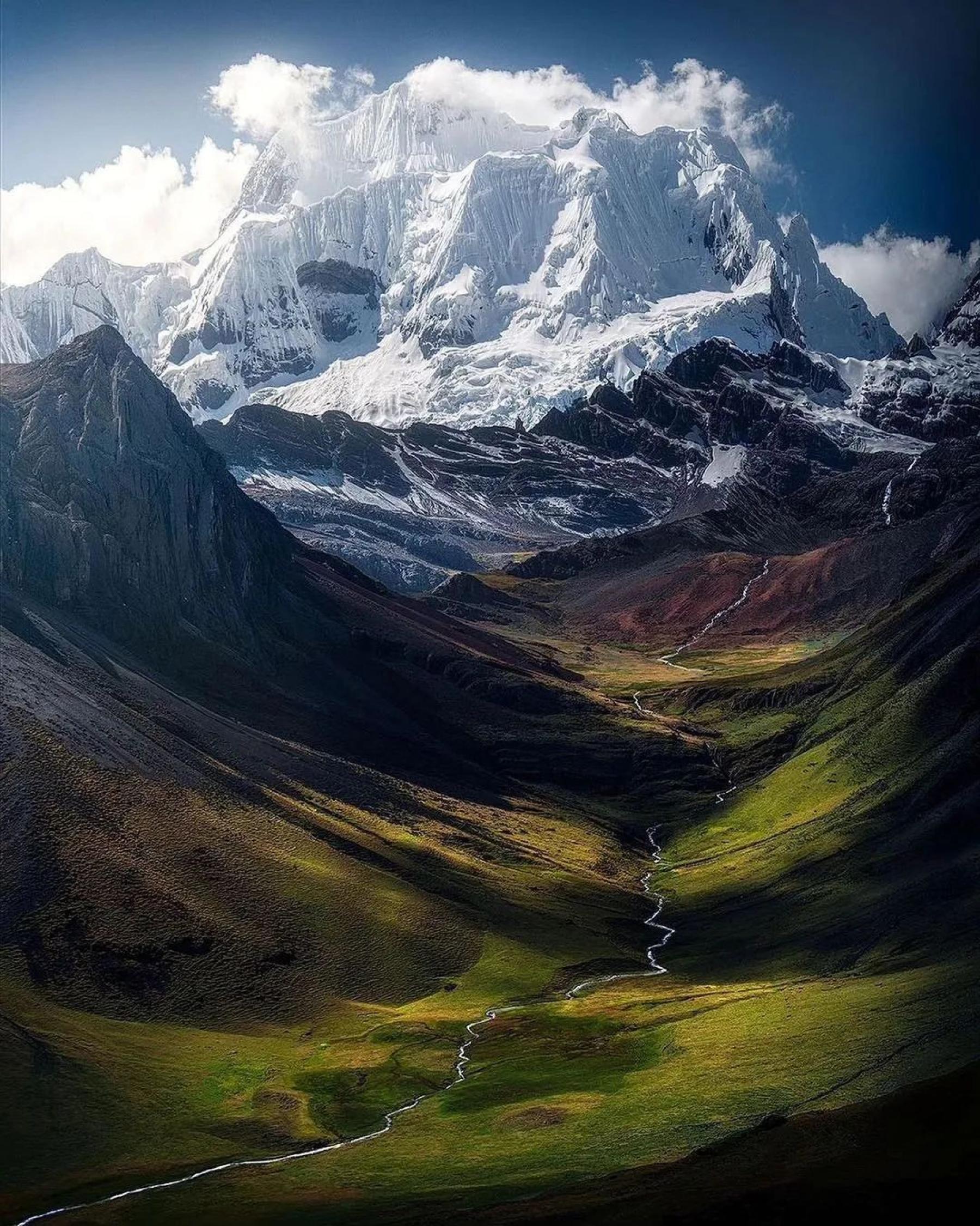 Trekking & Hiking Tours: The Top Peru Trek of 2025