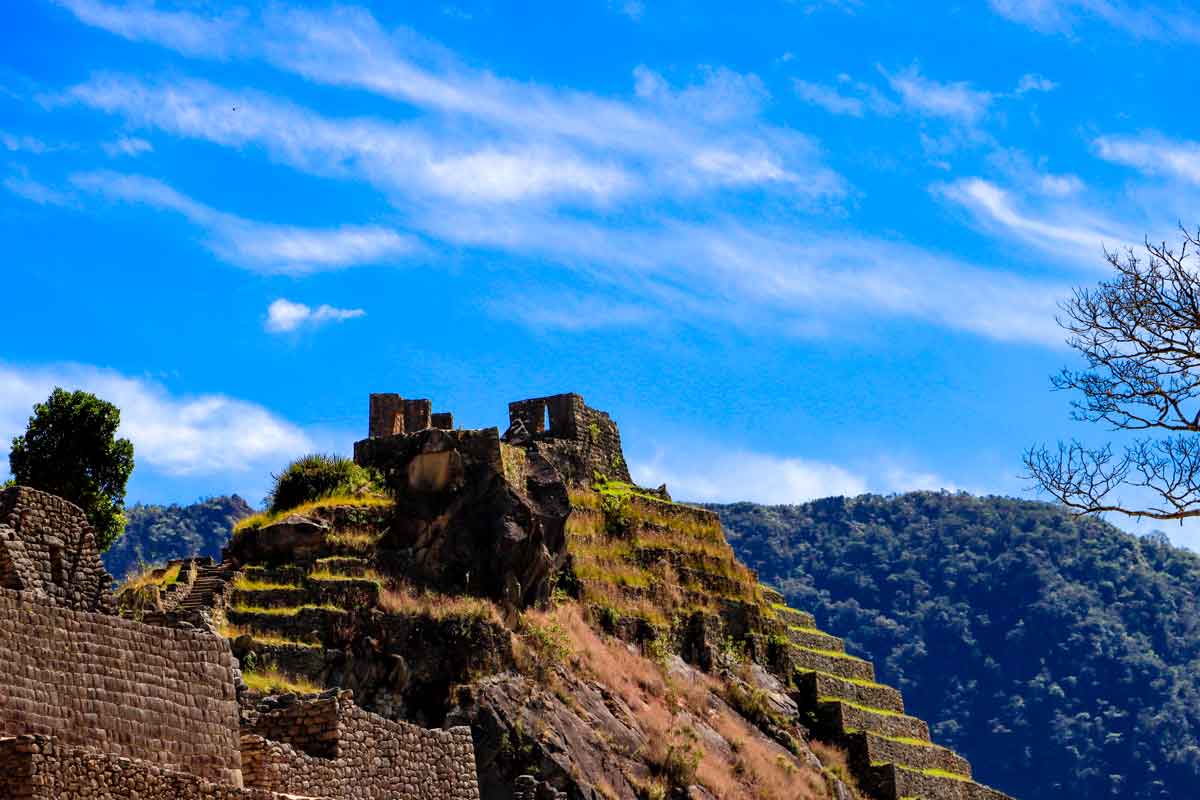 Who lived in Machu Picchu